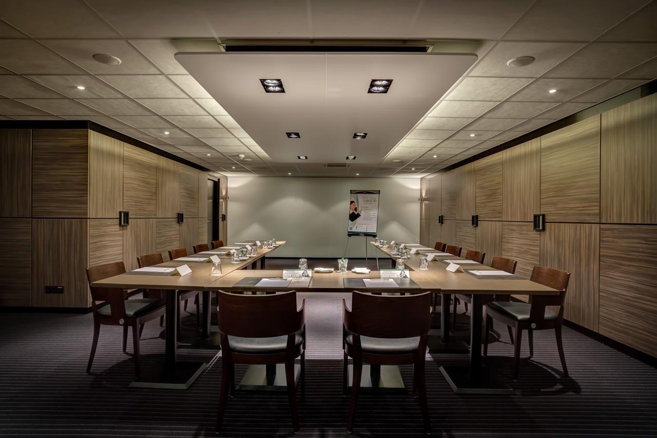 Leonardo Hotel Eindhoven City Center Former Crown Hotel المظهر الخارجي الصورة
