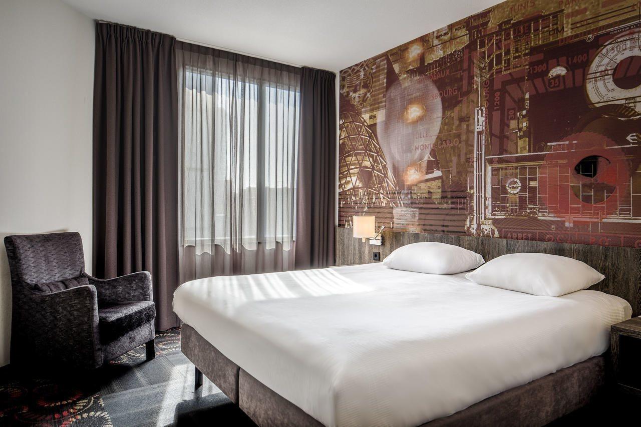 Leonardo Hotel Eindhoven City Center Former Crown Hotel المظهر الخارجي الصورة